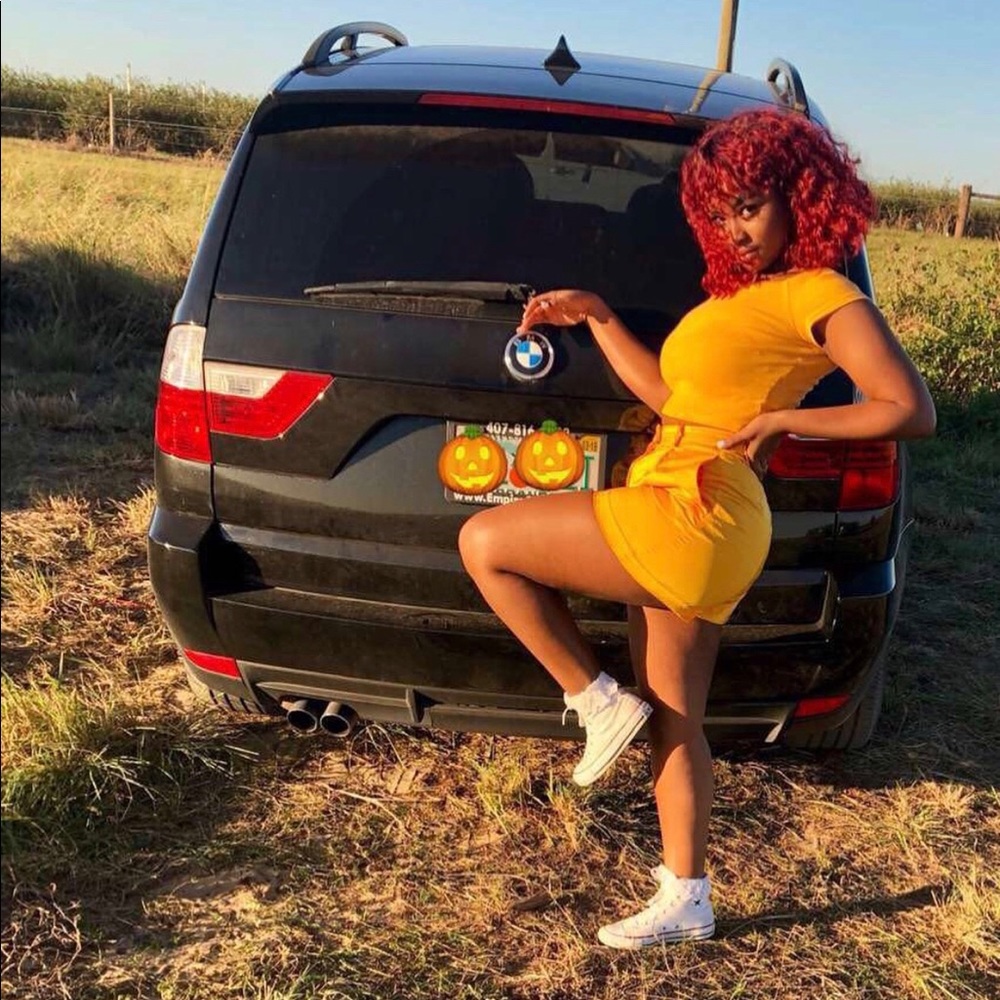 Hello, Welcome to my Posh Store 😀